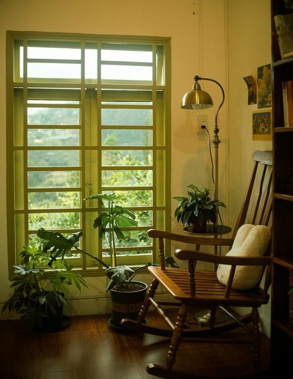 Tips for Creating a Cozy Reading Nook in Your Home